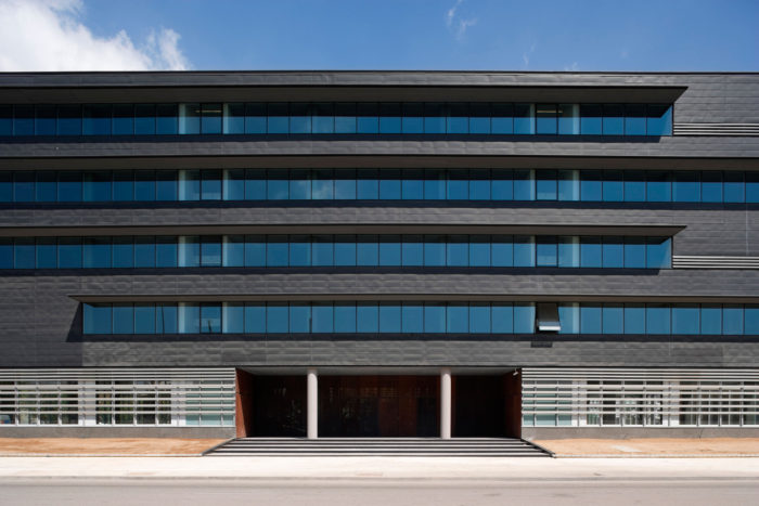 Office Building for the World Trade Center Almeda Park in Cornellà, Barcelona
