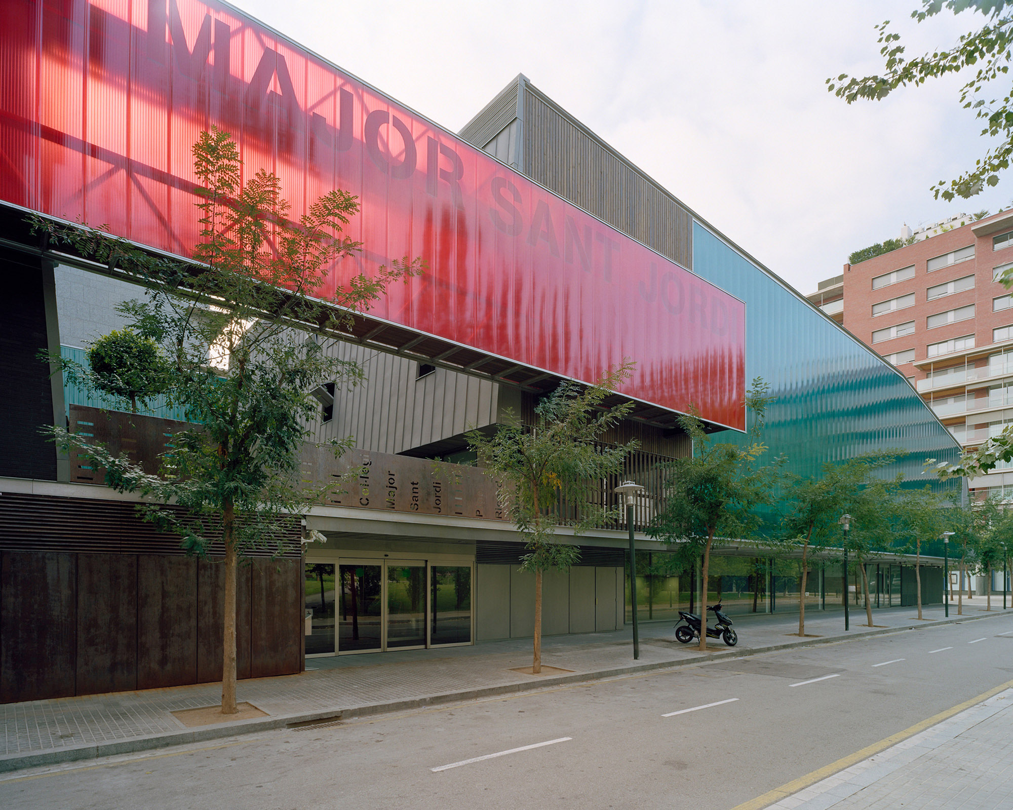 Building for the Students’ house Sant Jordi in Barcelona